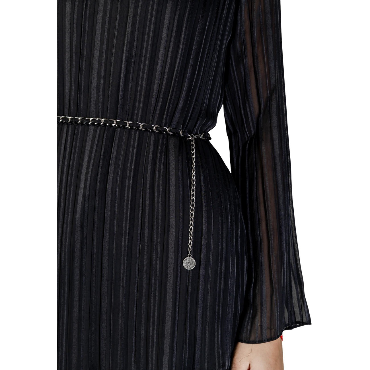 Guess Abito Donna Ilenia Plissettato Nero Maniche Lunghe Scollo Tondo