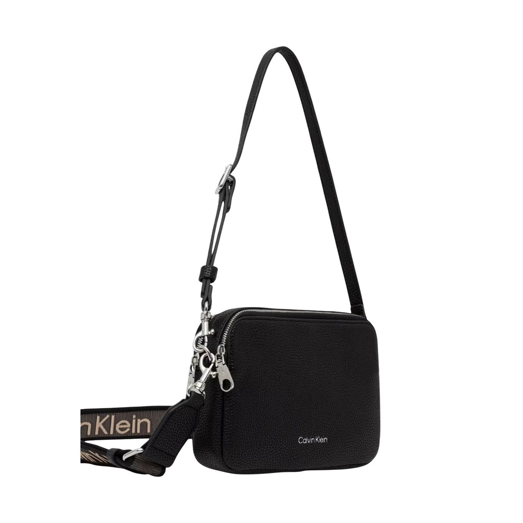 Calvin Klein Borsa Donna Camera Nera Con Cerniera Webbing 2X Strap Tracolla Regolabile Tasche Interne