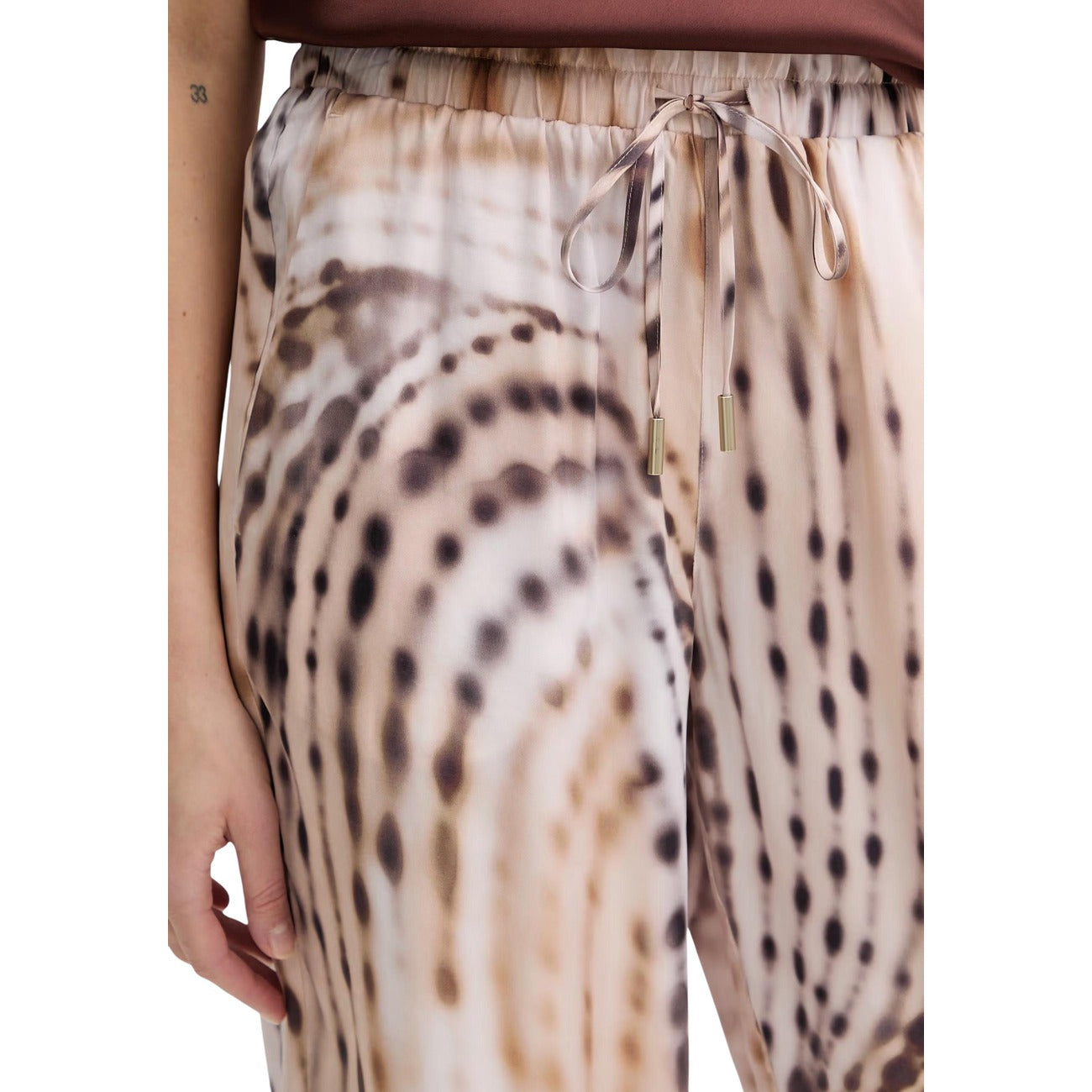 Guess Pantaloni Donna Dalia Fluid Jogger Beige Lyocell Primavera Estate