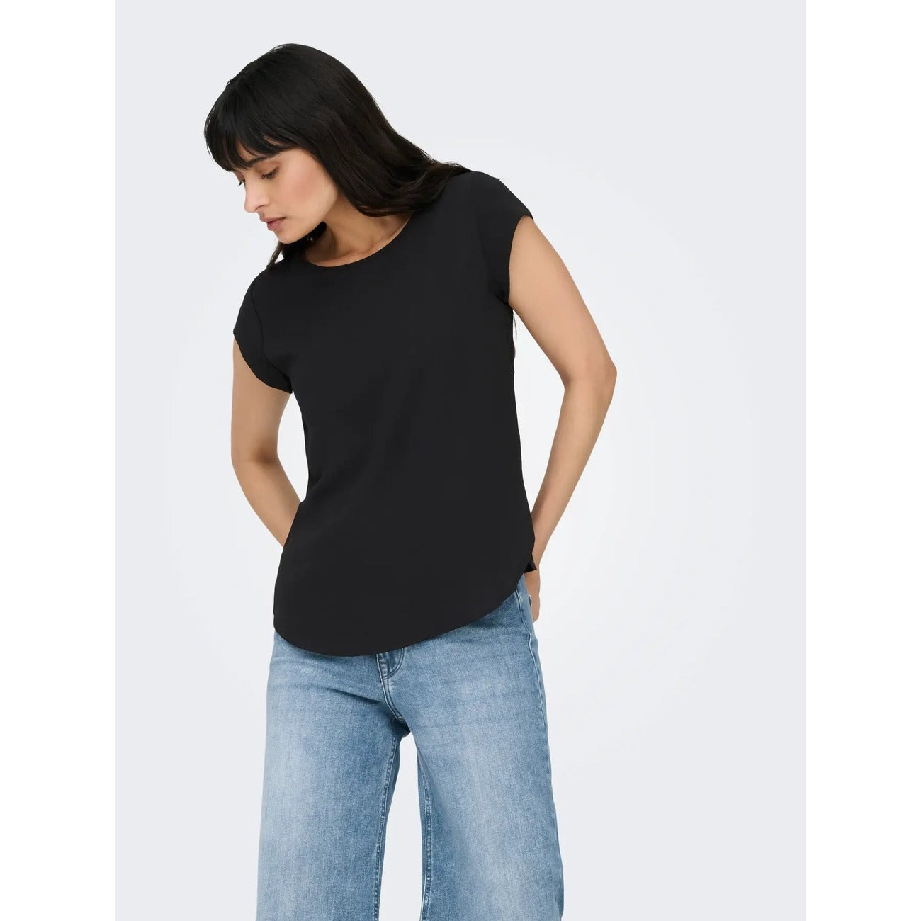 Only Blusa Donna Nera Maniche Corte Scollo Tondo Primavera Estate