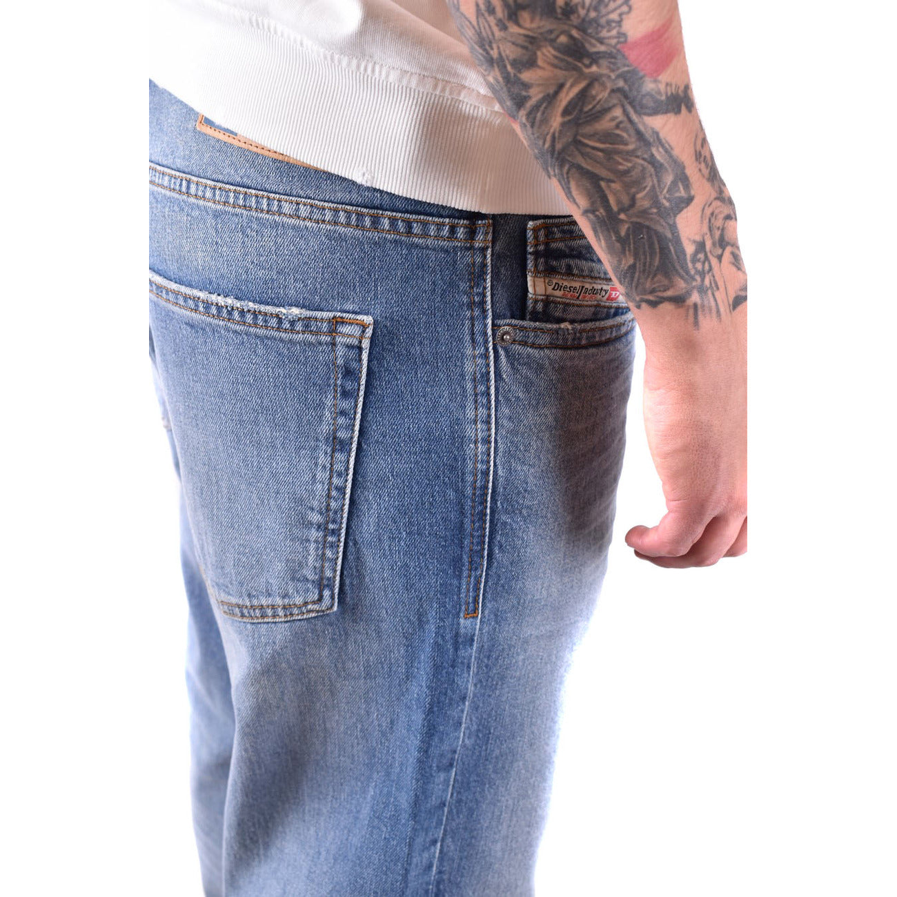 Jeans Uomo Diesel Blu Effetto Consumato Zip E Bottone In Cotone