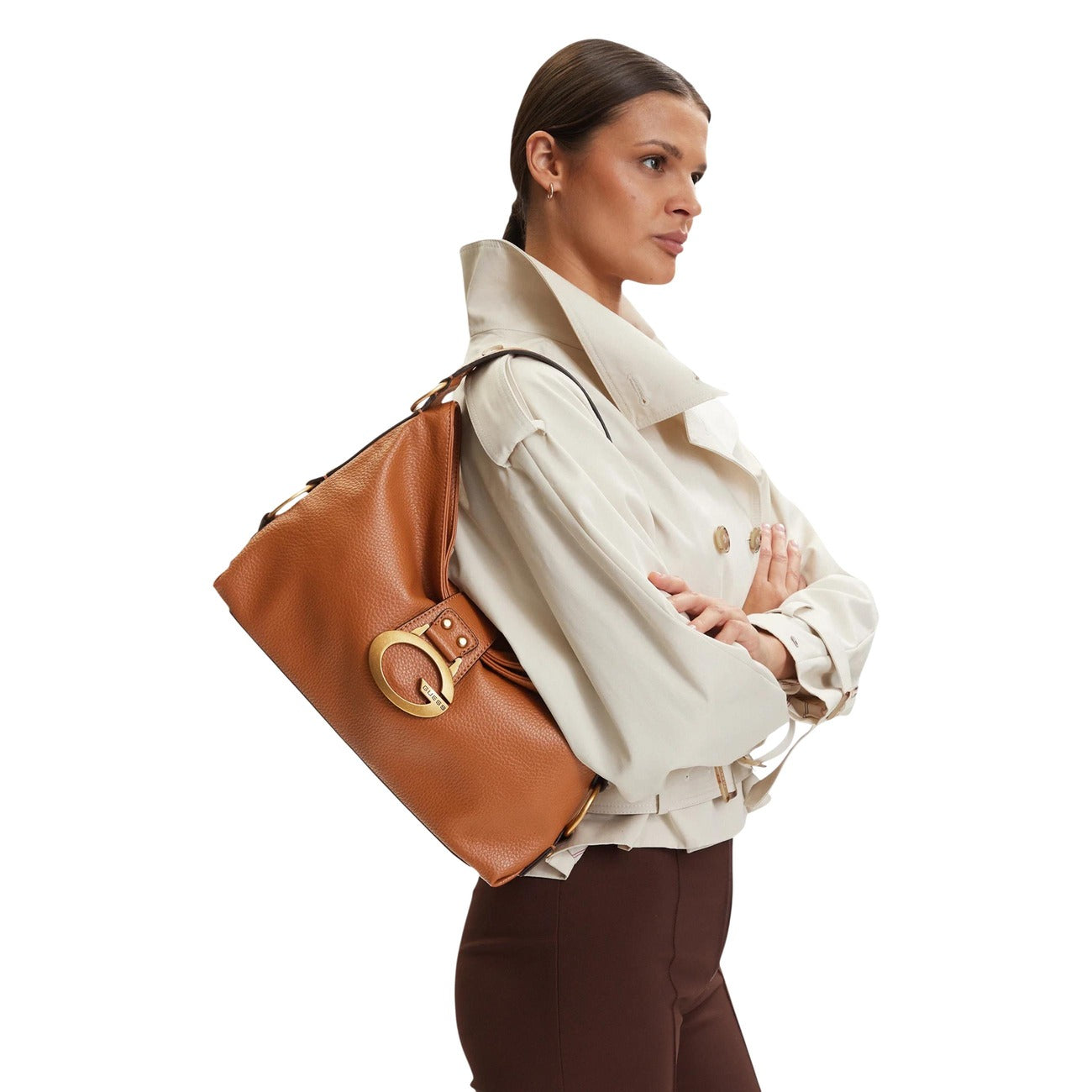 Guess Borsa Donna Camden Shoulder Bag In Pelle Marrone Con Zip