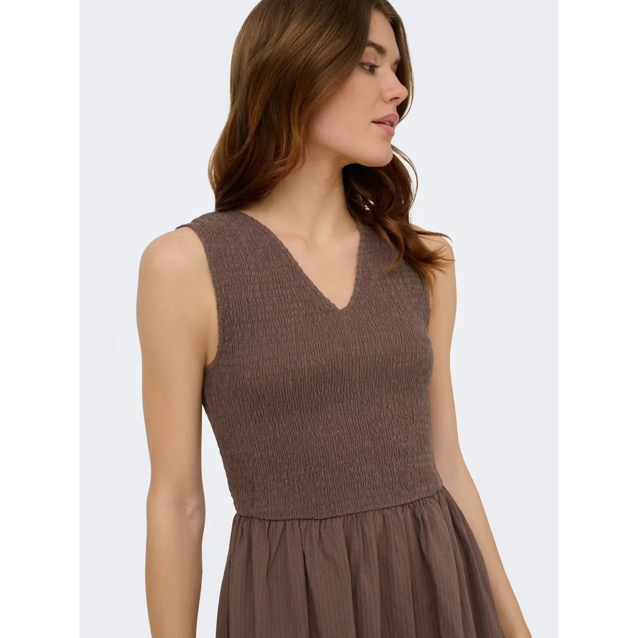 Only Abito Donna Cotone Smanicato Scollo A V Marrone Primavera Estate