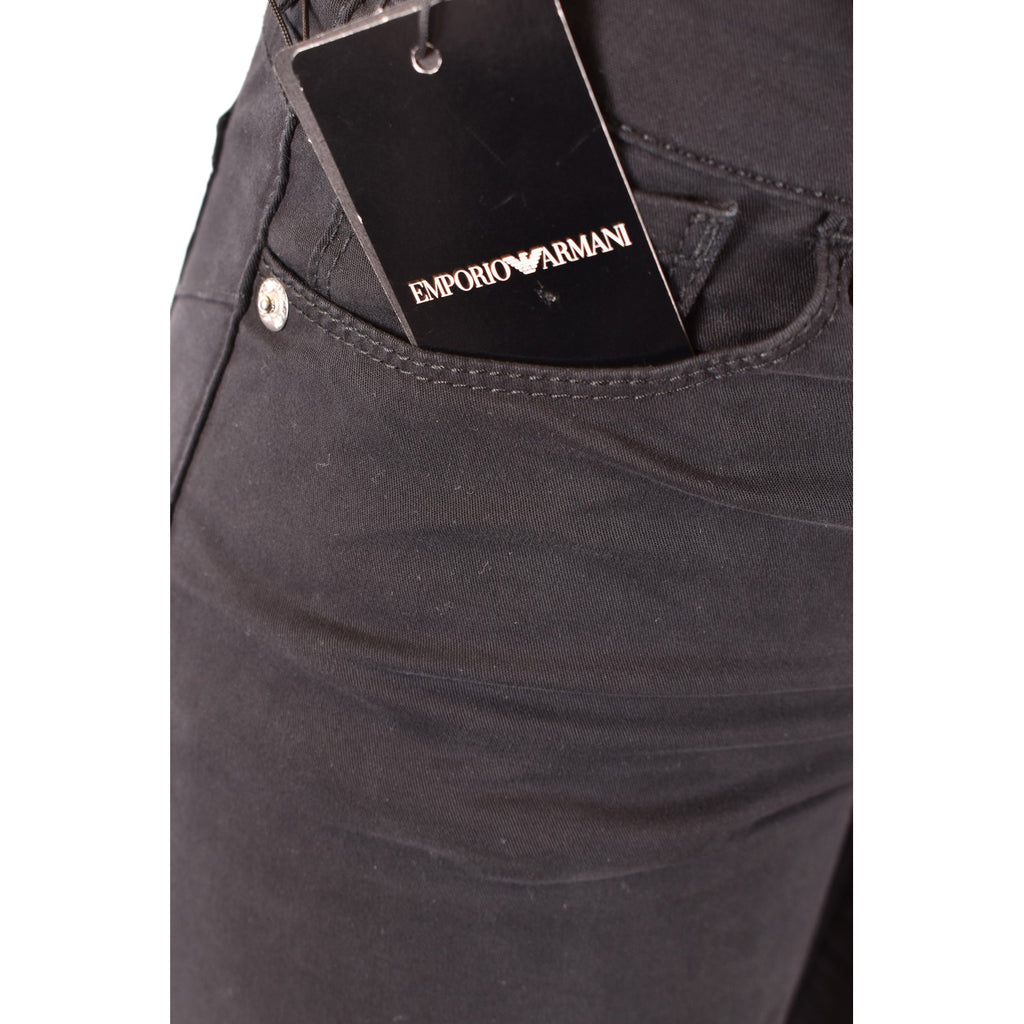 Emporio Armani Jeans Donna Nero Con Chiusura Zip E Bottone Primavera